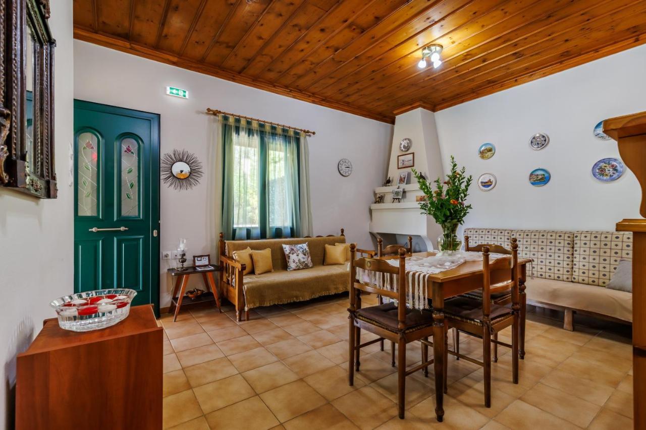 Skopelos Country House Diamantis & Chrisi Agnontas エクステリア 写真
